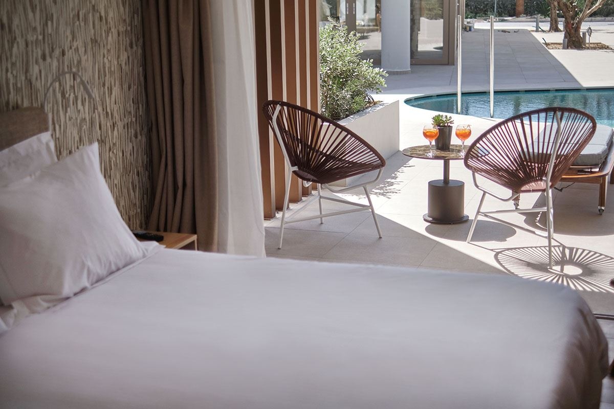 rooms-double-swimup-room-adults-only