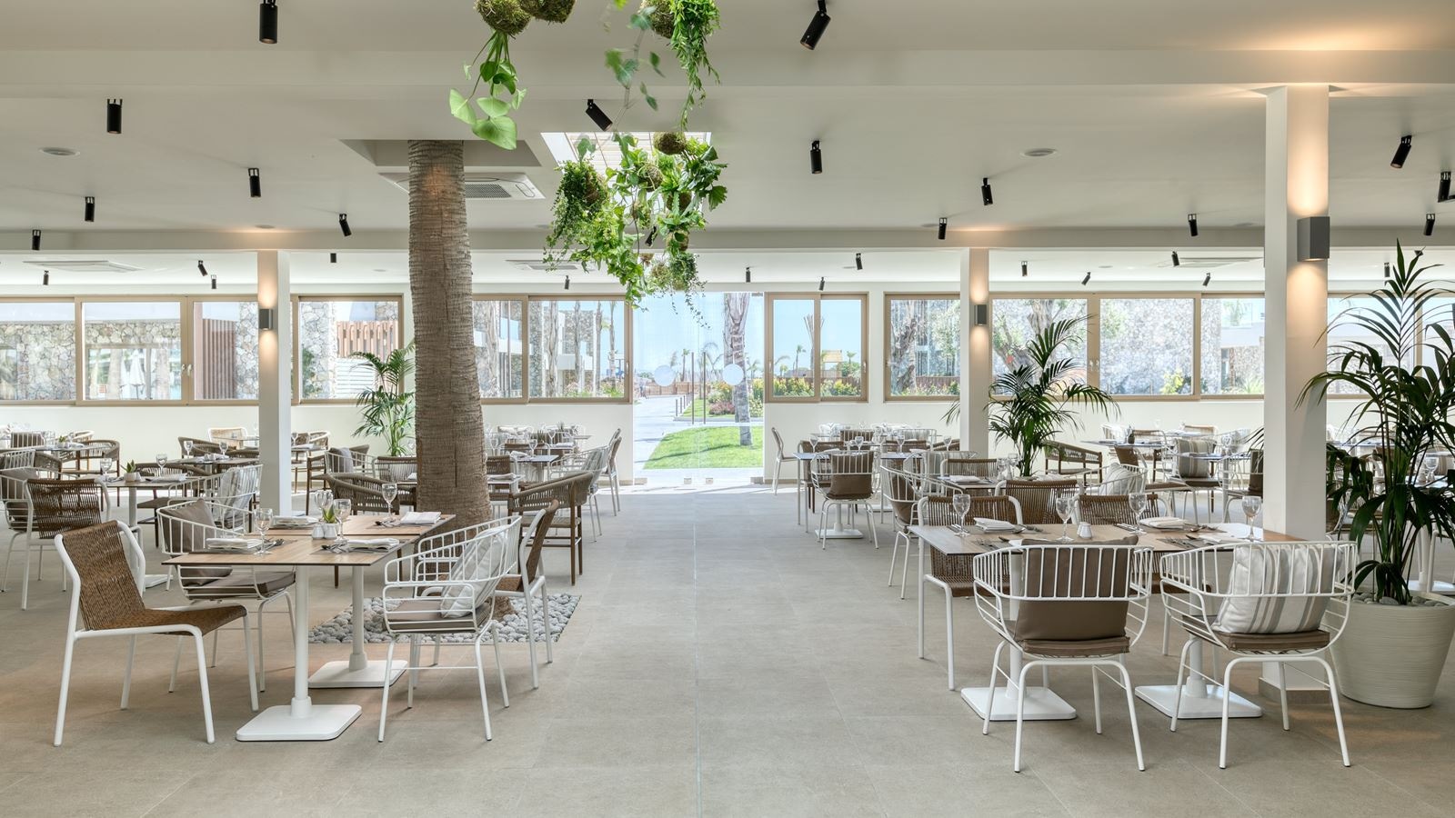 restaurants-main-restaurant