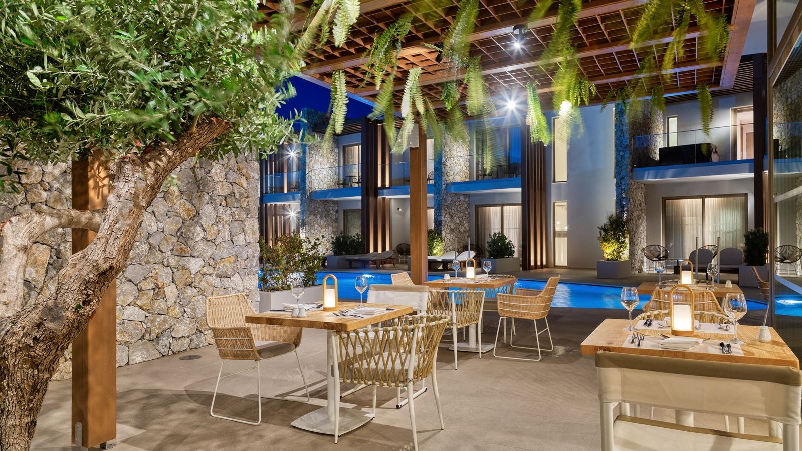 restaurants-elia-mediterranean-a-la-carte-restaurant-adults-only