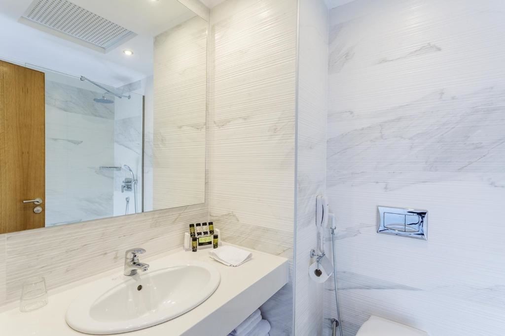 rooms-single-use-room-balcony