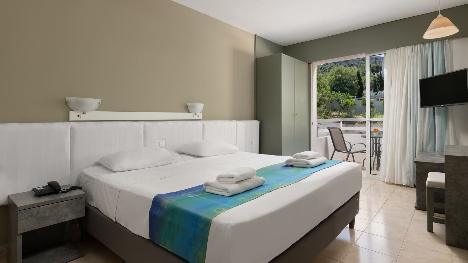 rooms-room-standard-double-sea-view-balcony