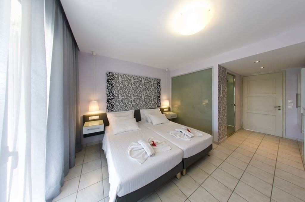 rooms-twin-standard-room