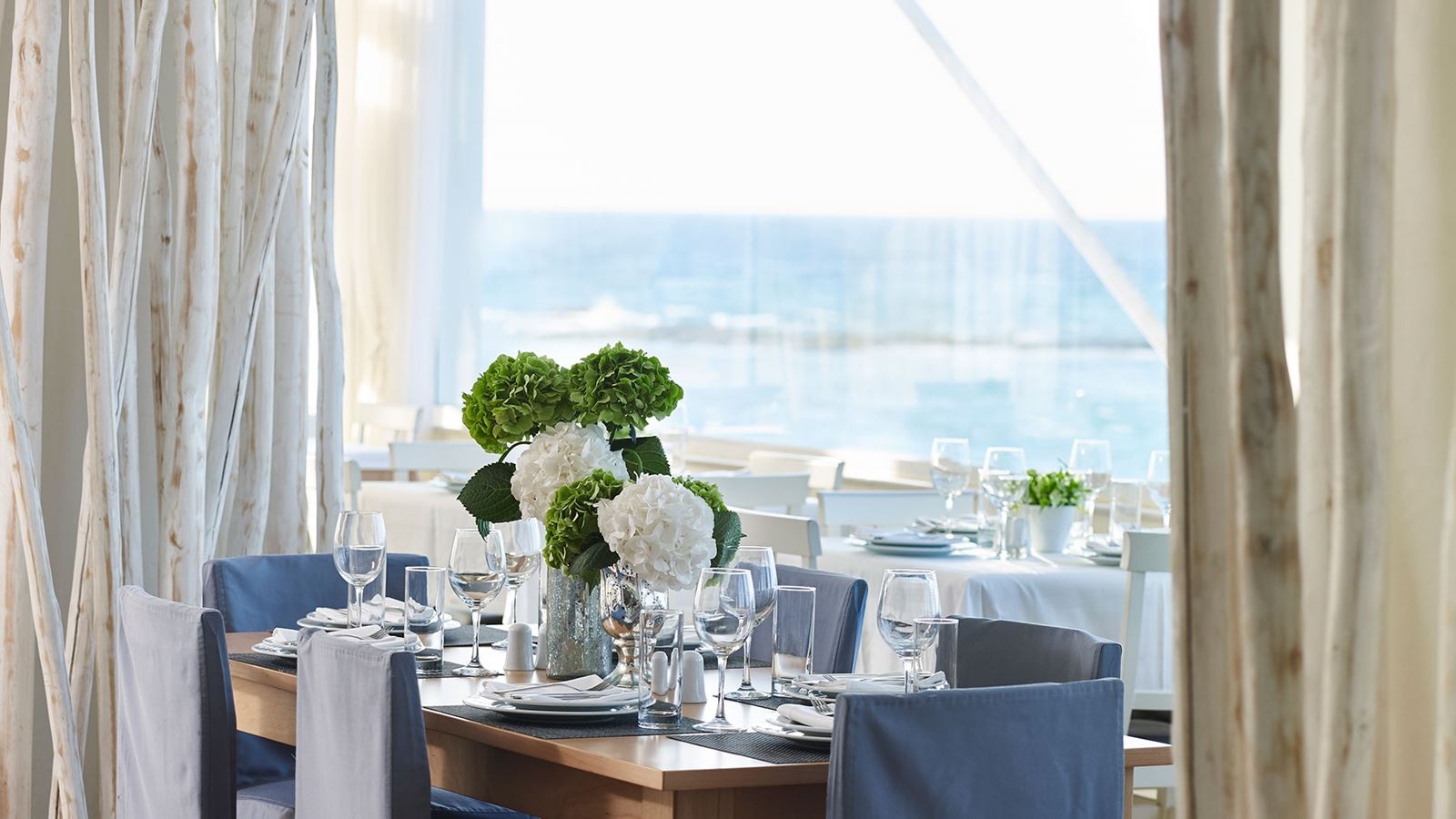 restaurants-amalthia