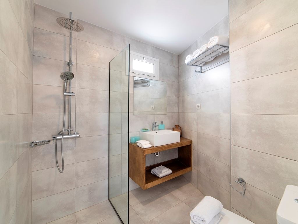 rooms-room-double-balcony-or-terrace