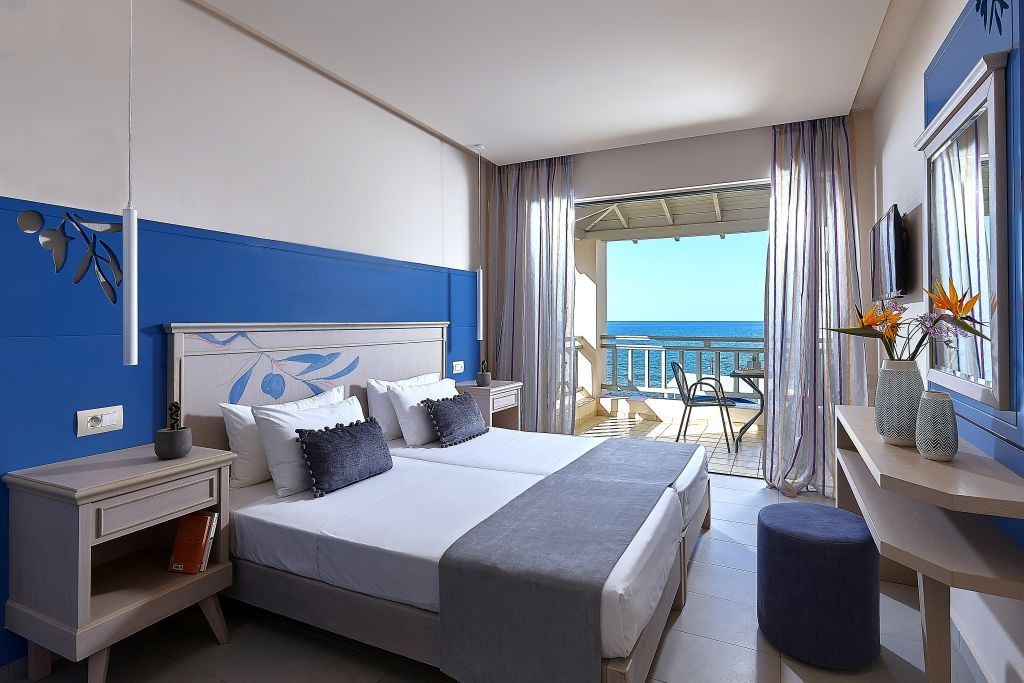 rooms-superior-room-sea-view