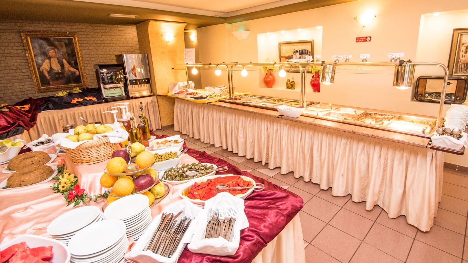 restaurants-main-restaurant