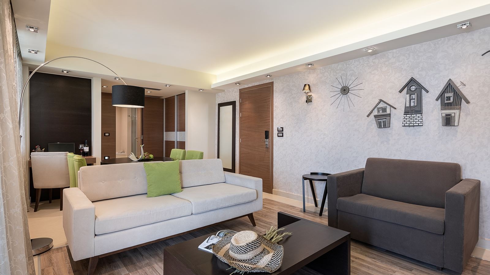 rooms-luxury-executive-suite-with-private-pool-inland-view