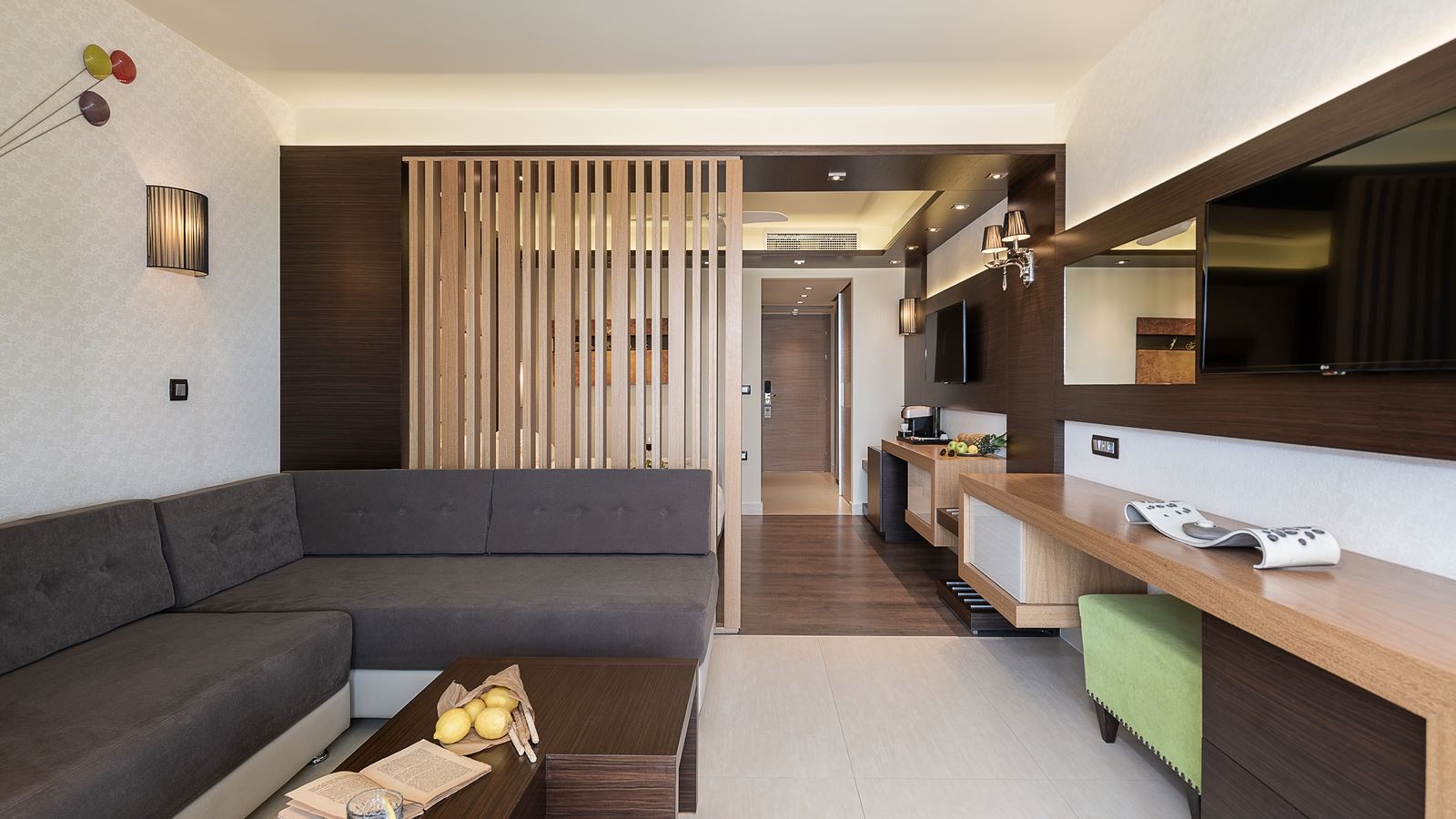 rooms-luxury-execuruve-suite-sea-view