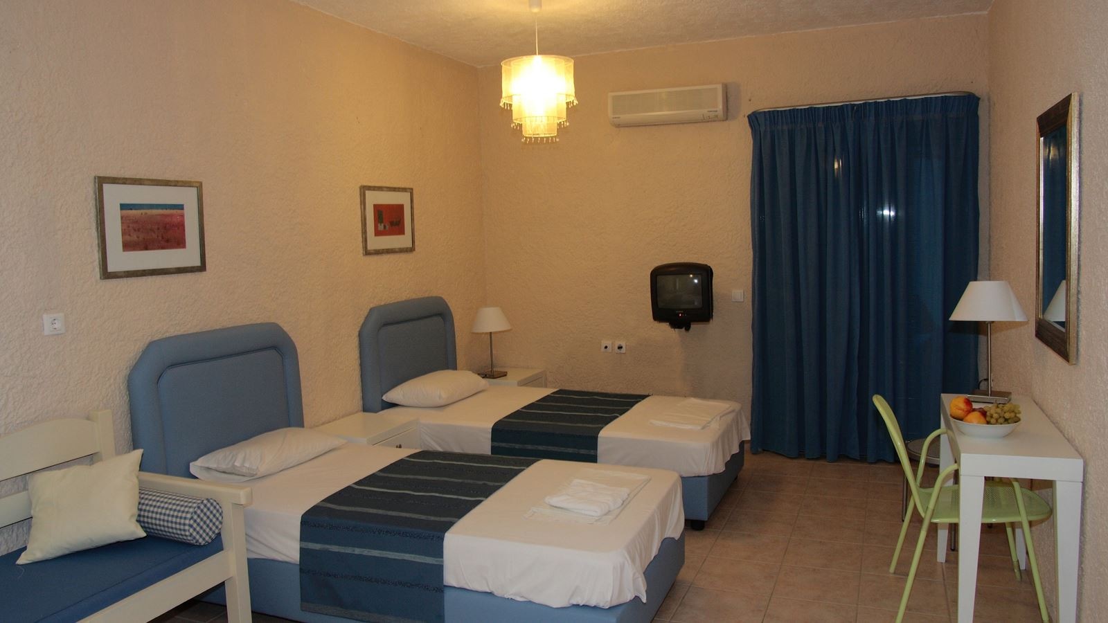 rooms-2-bedrooms-apartment