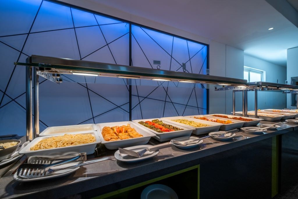 restaurants-restaurants