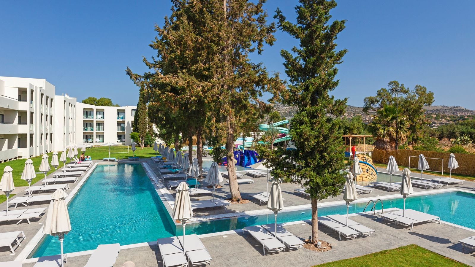 pools-outdoor-childrens-pool