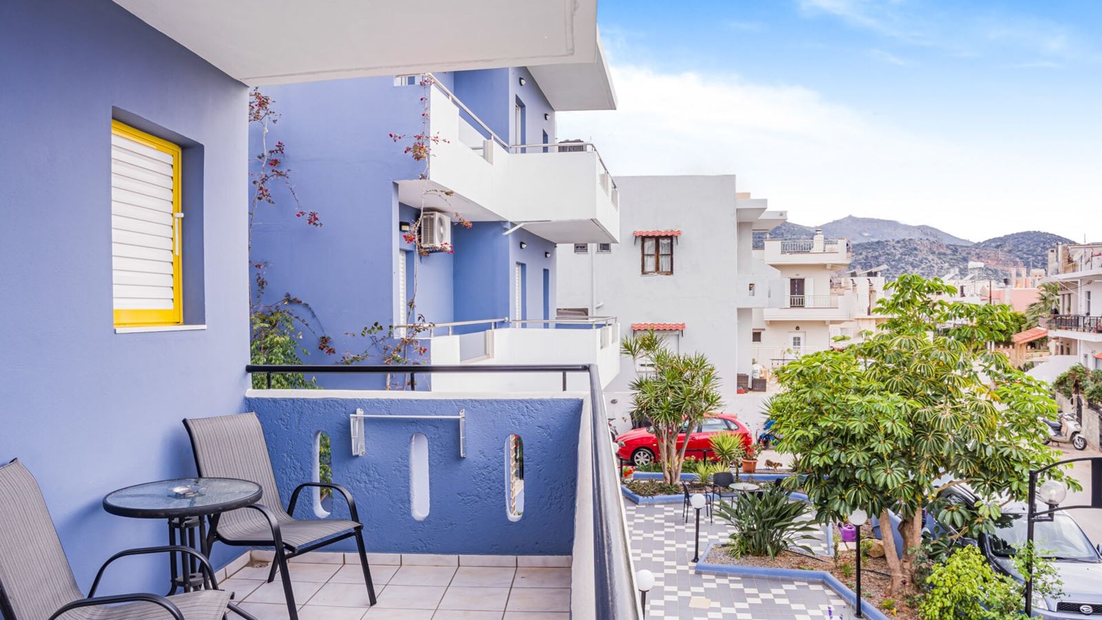 rooms-superior-1-bedroom-apartment-balcony-or-terrace