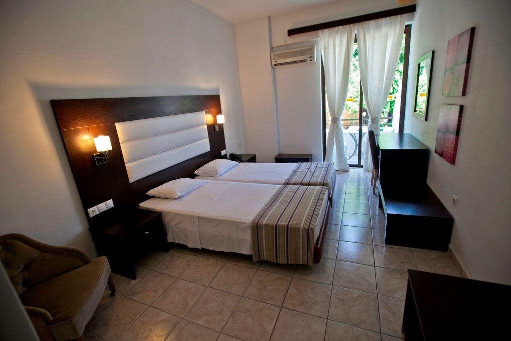 rooms-room-standard-singleuse-balcony-or-terrace