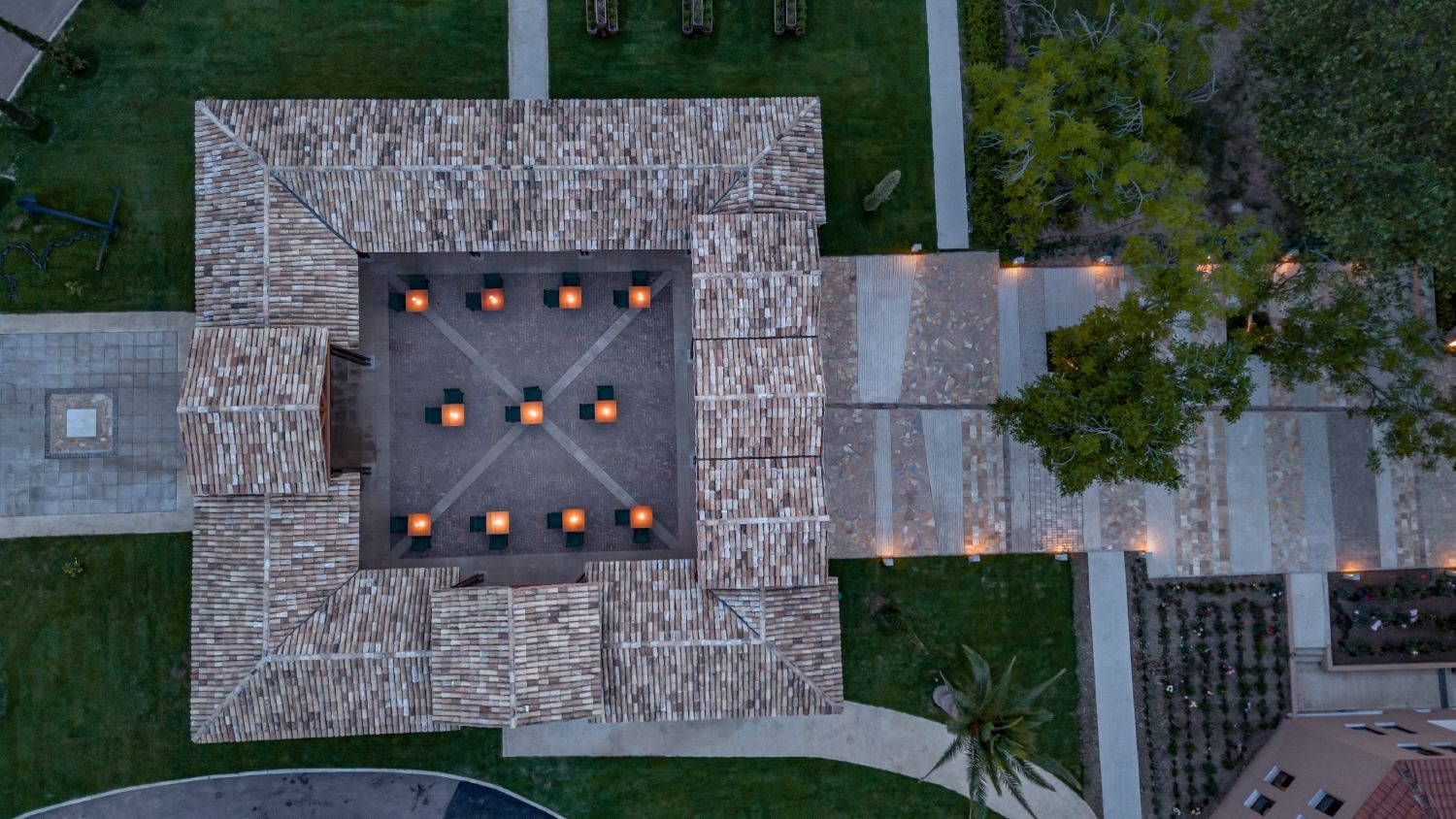 restaurants-botanica-fine-dining