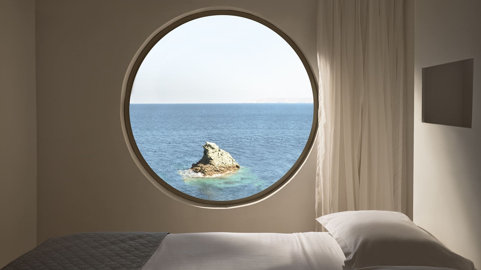 rooms-loft-suite-sea-view