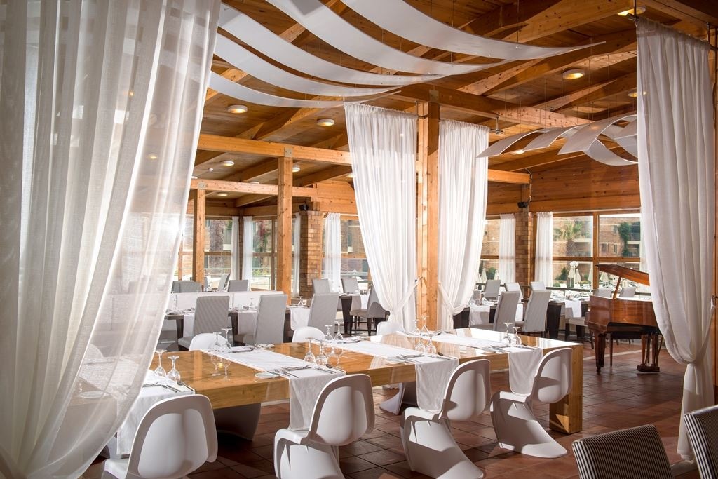 restaurants-pergola-restaurant