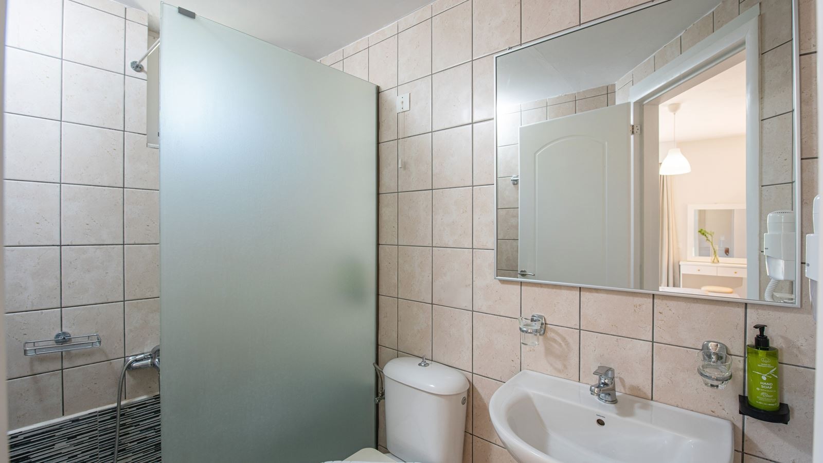 rooms-standard-double-room