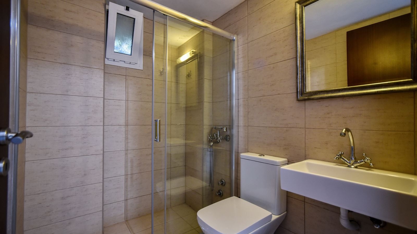 rooms-studio-superior-triple-balcony-or-terrace