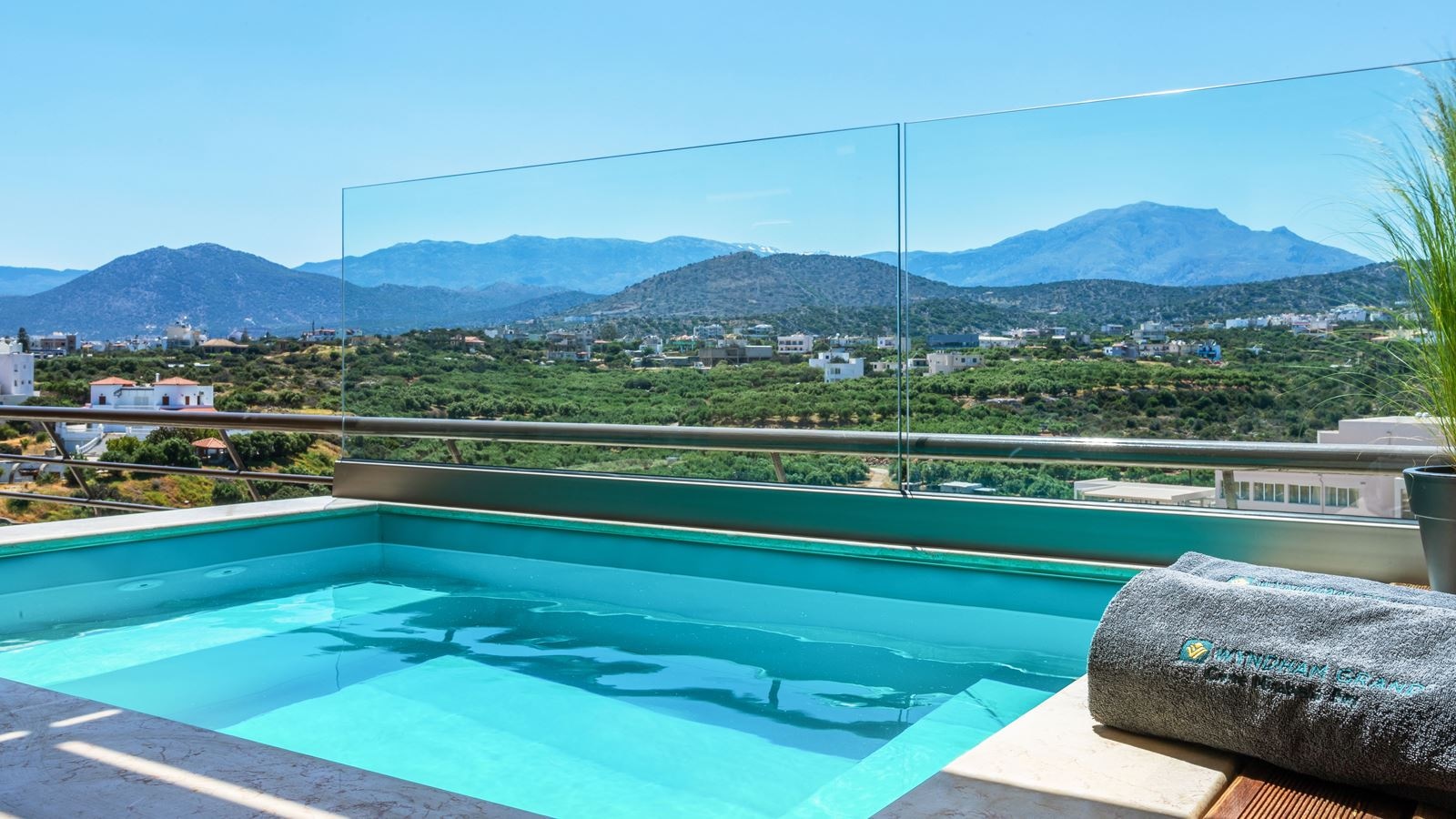 rooms-double-deluxe-private-pool