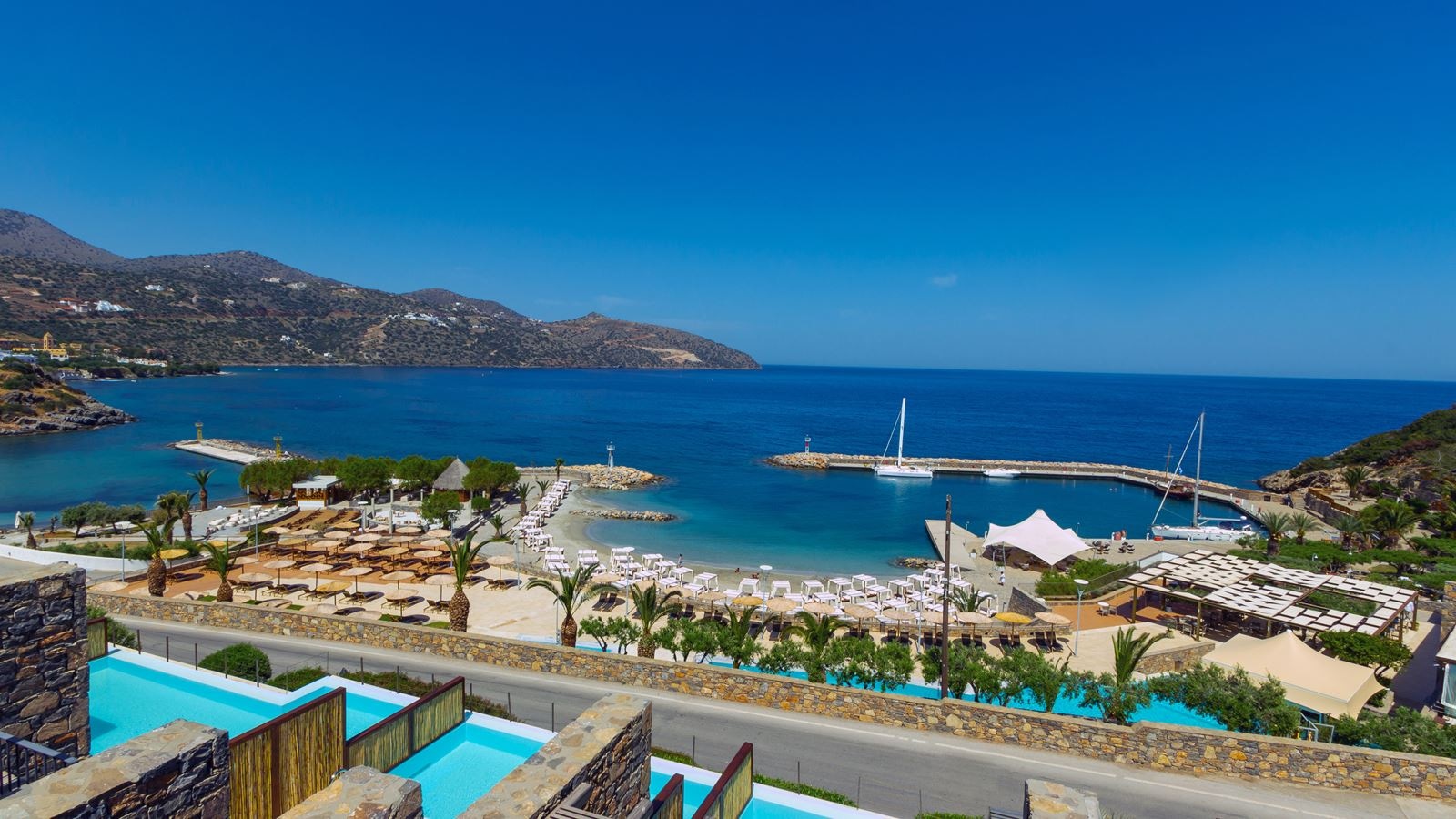 rooms-bungalow-junior-suite