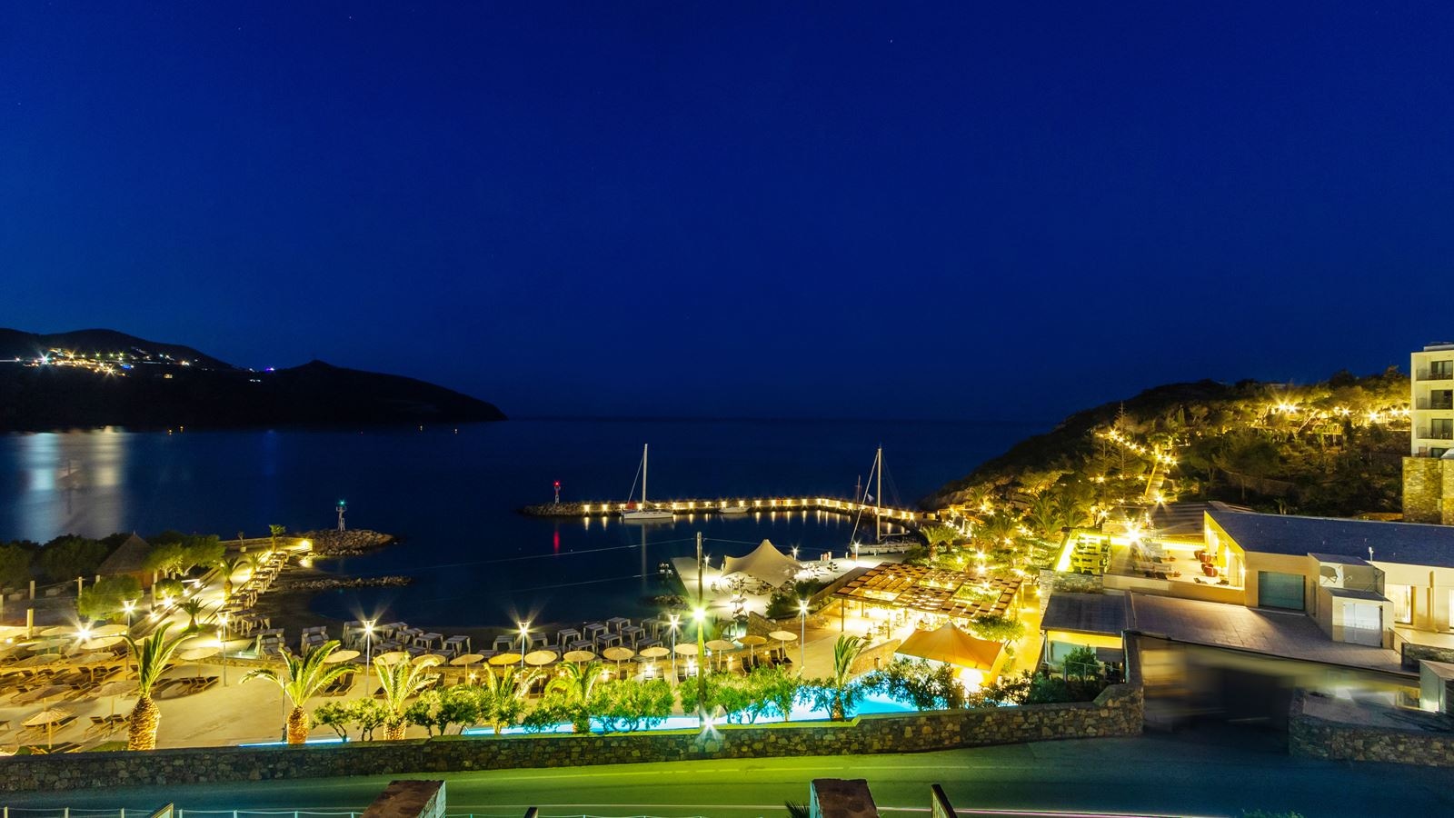 rooms-bungalow-junior-suite