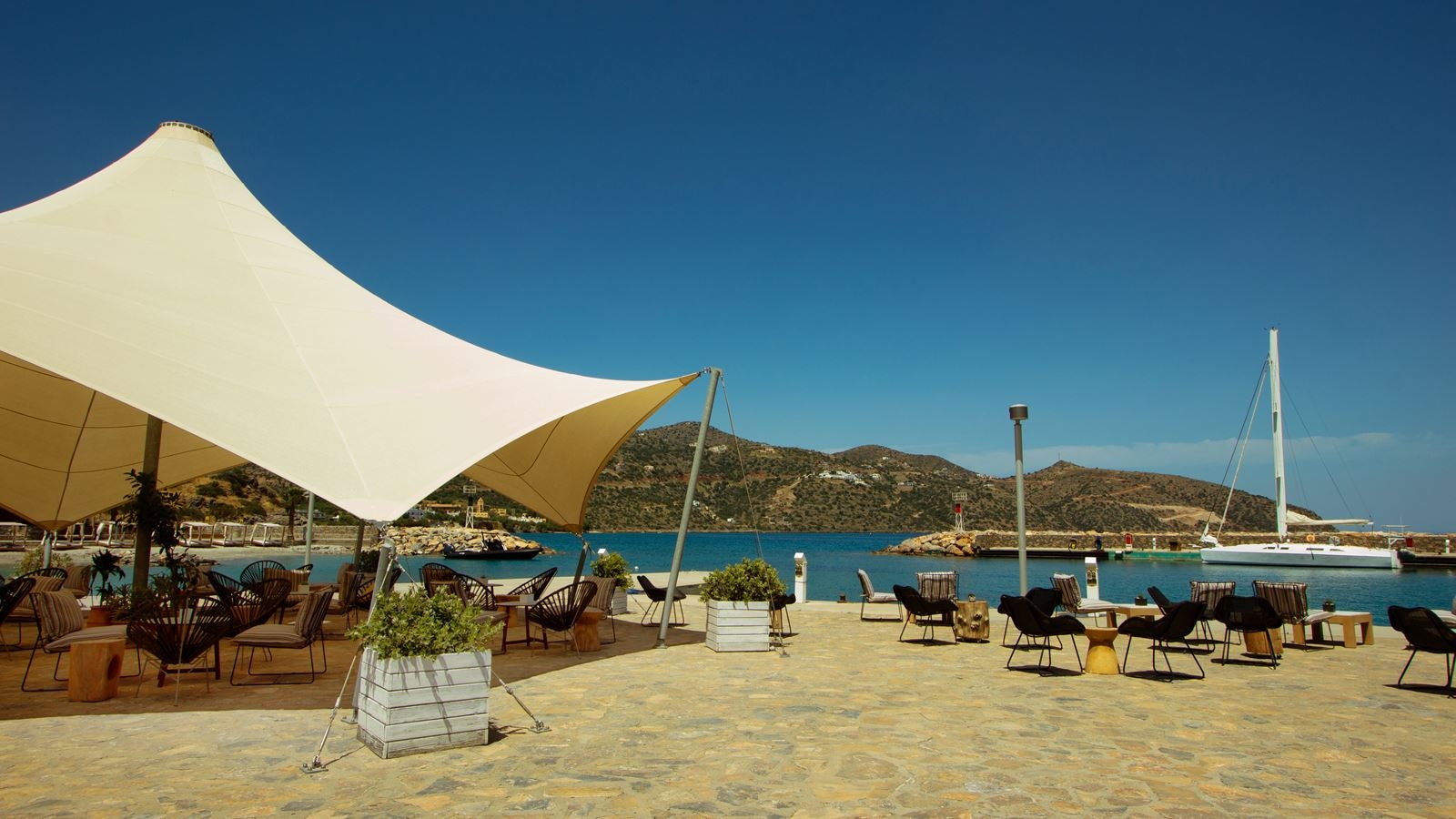 bars-marina-yacht-club