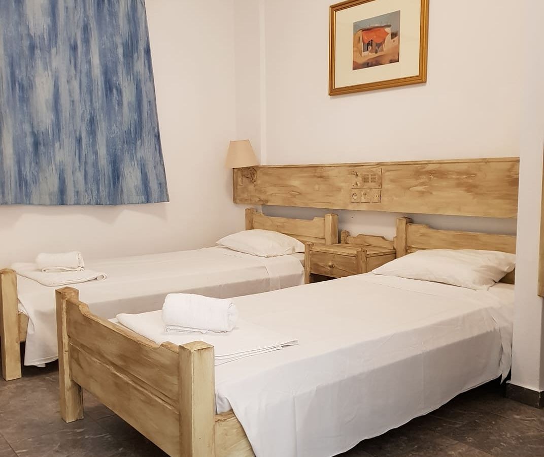 rooms-one-bedroom-annex-building