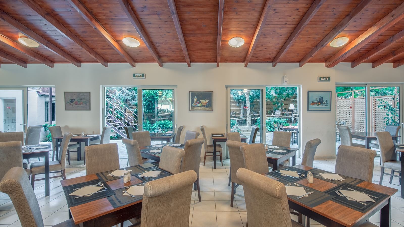 restaurants-main-restaurant