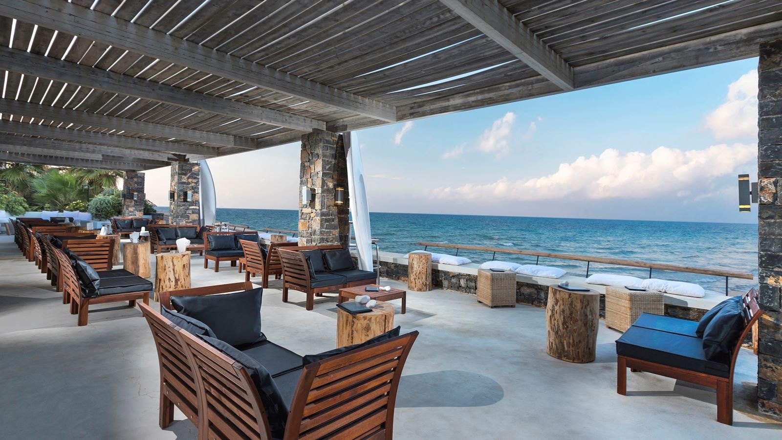 bars-the-yachting-bar