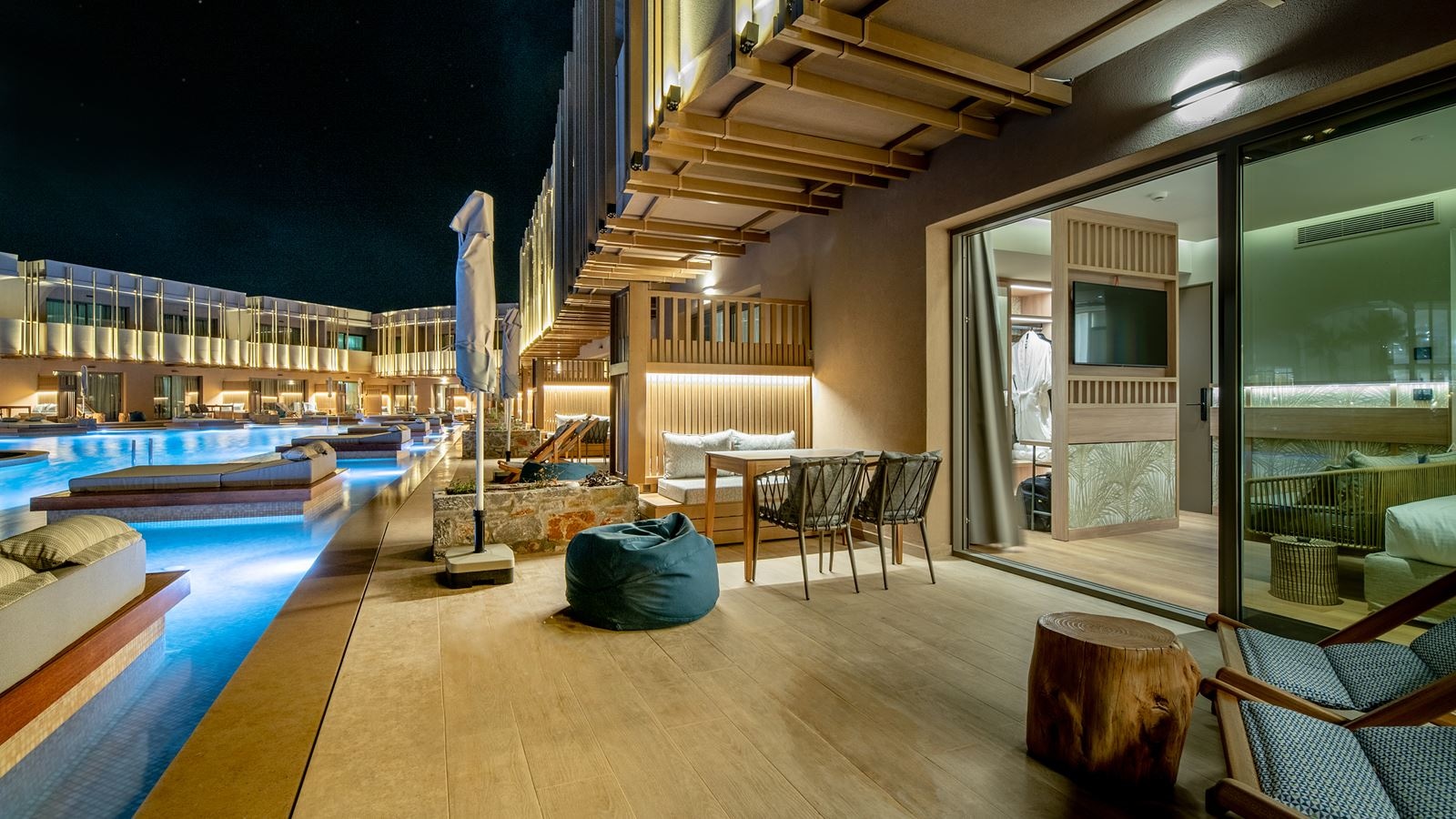 rooms-classic-double-room-garden-view-with-pool-access