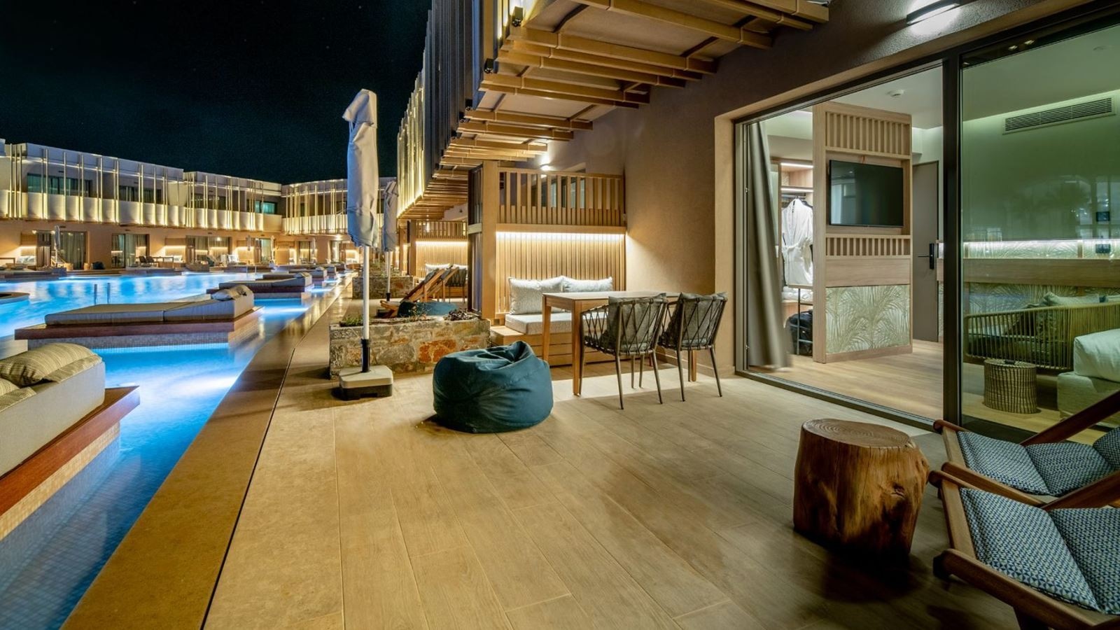 rooms-classic-double-room-garden-view-with-pool-access