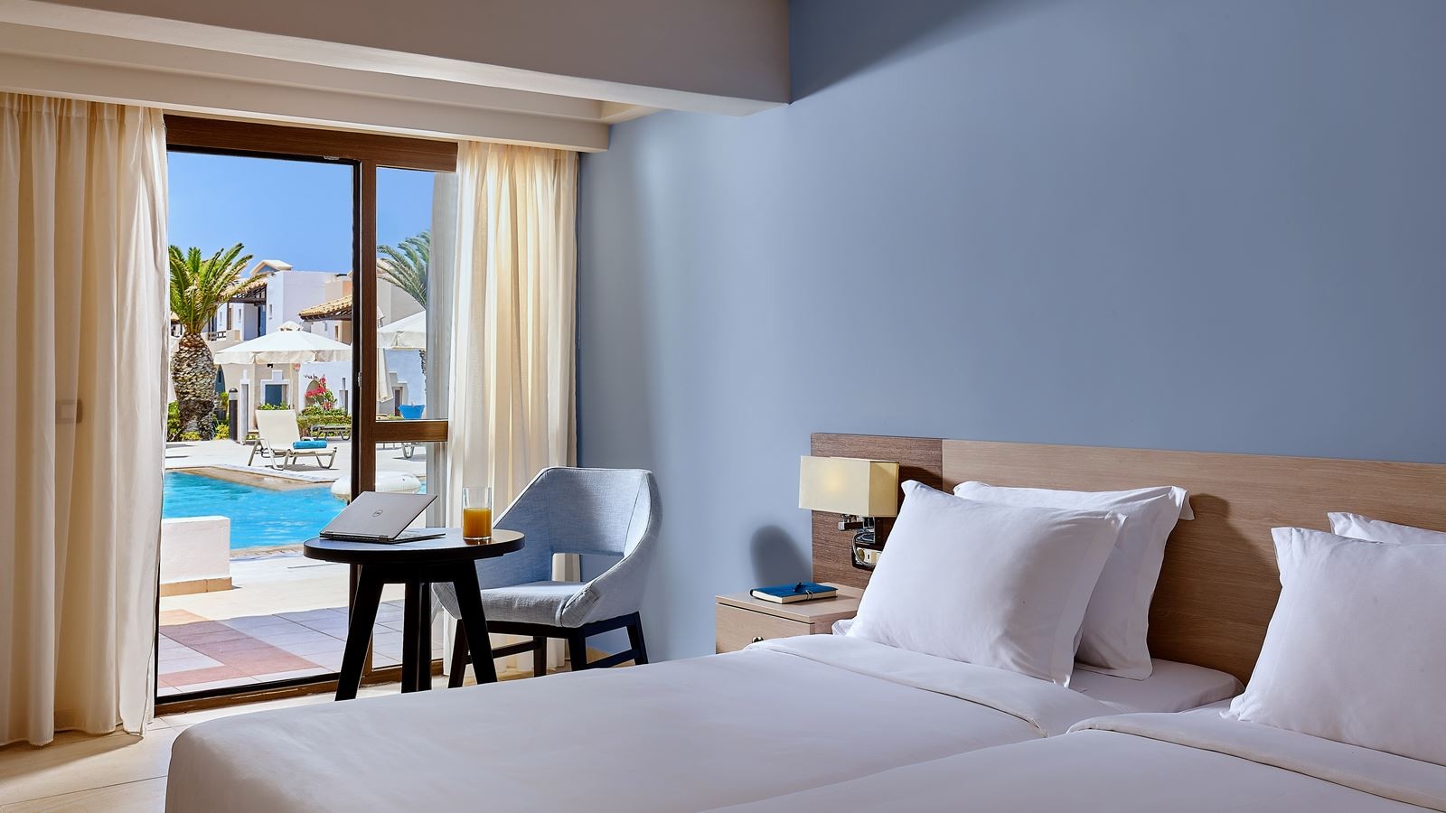 rooms-bungalow-singleuse-sharedpool