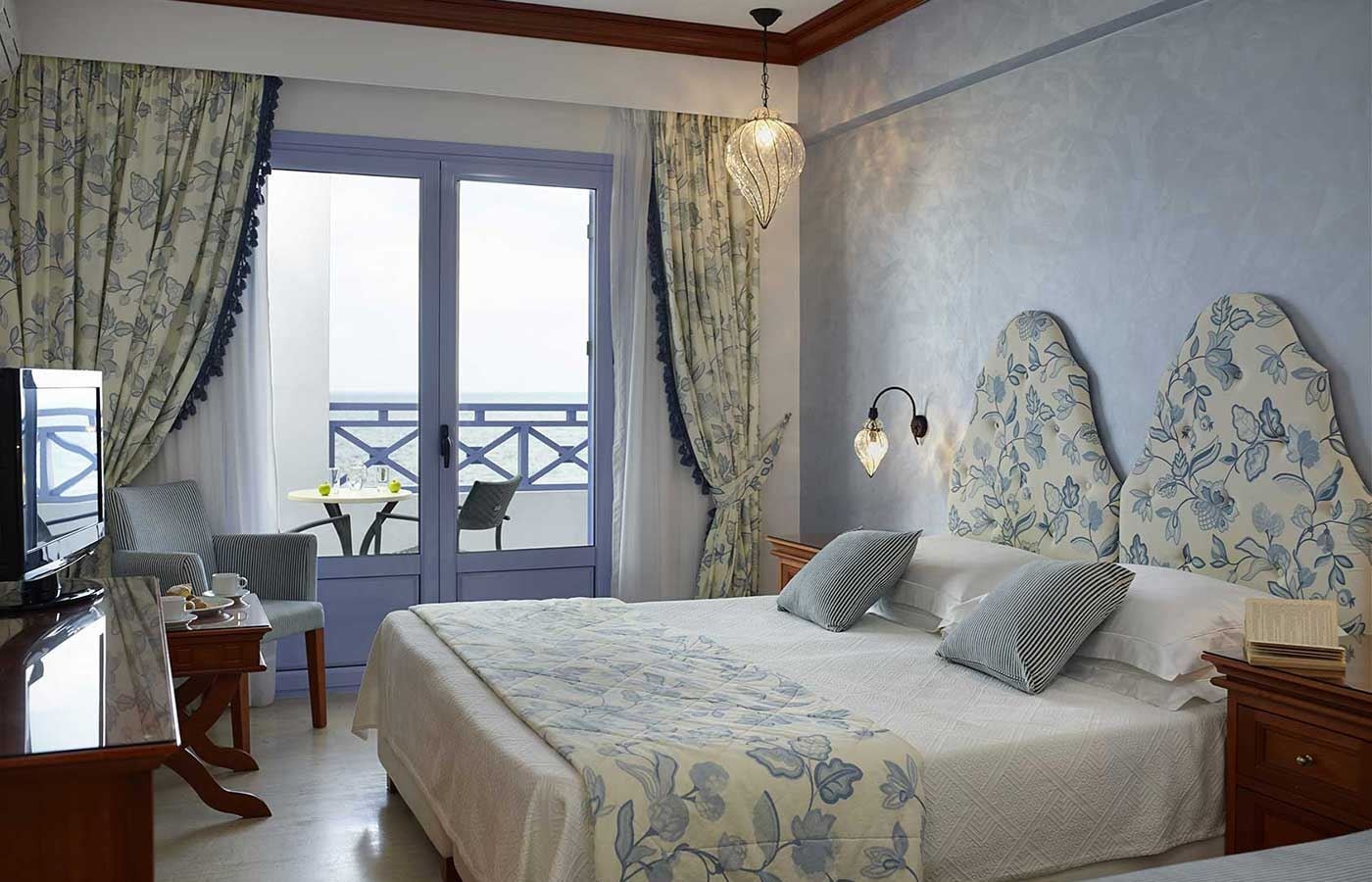 rooms-room-double-sea-view