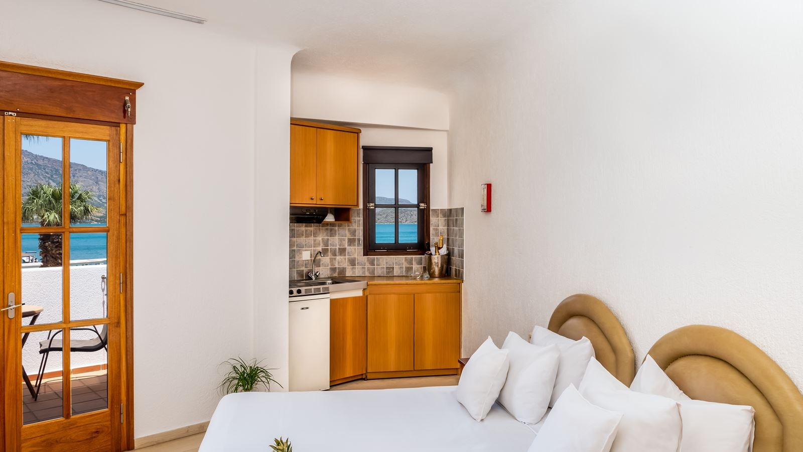 rooms-standard-studio