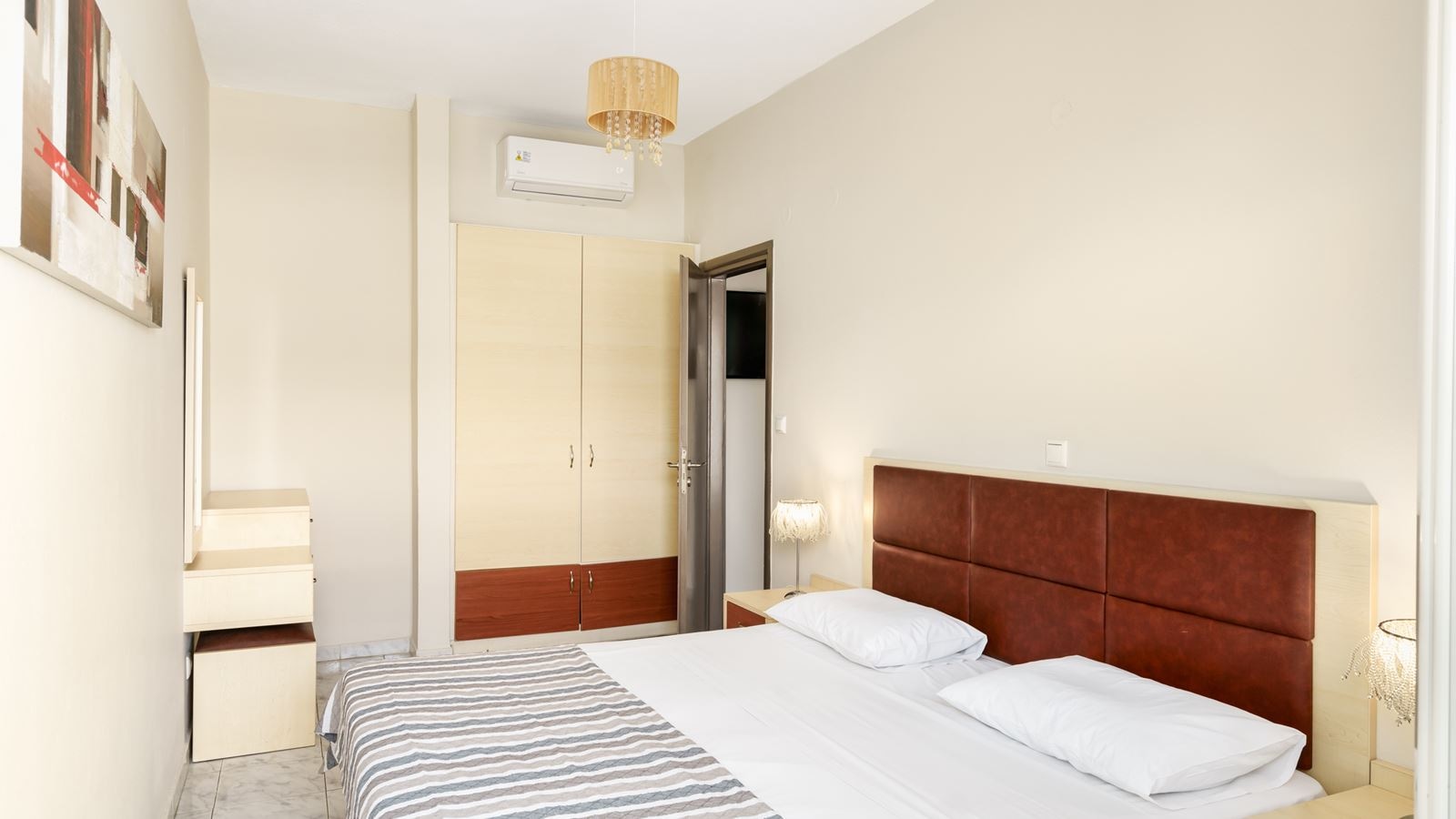 rooms-superior-family-with-balcony