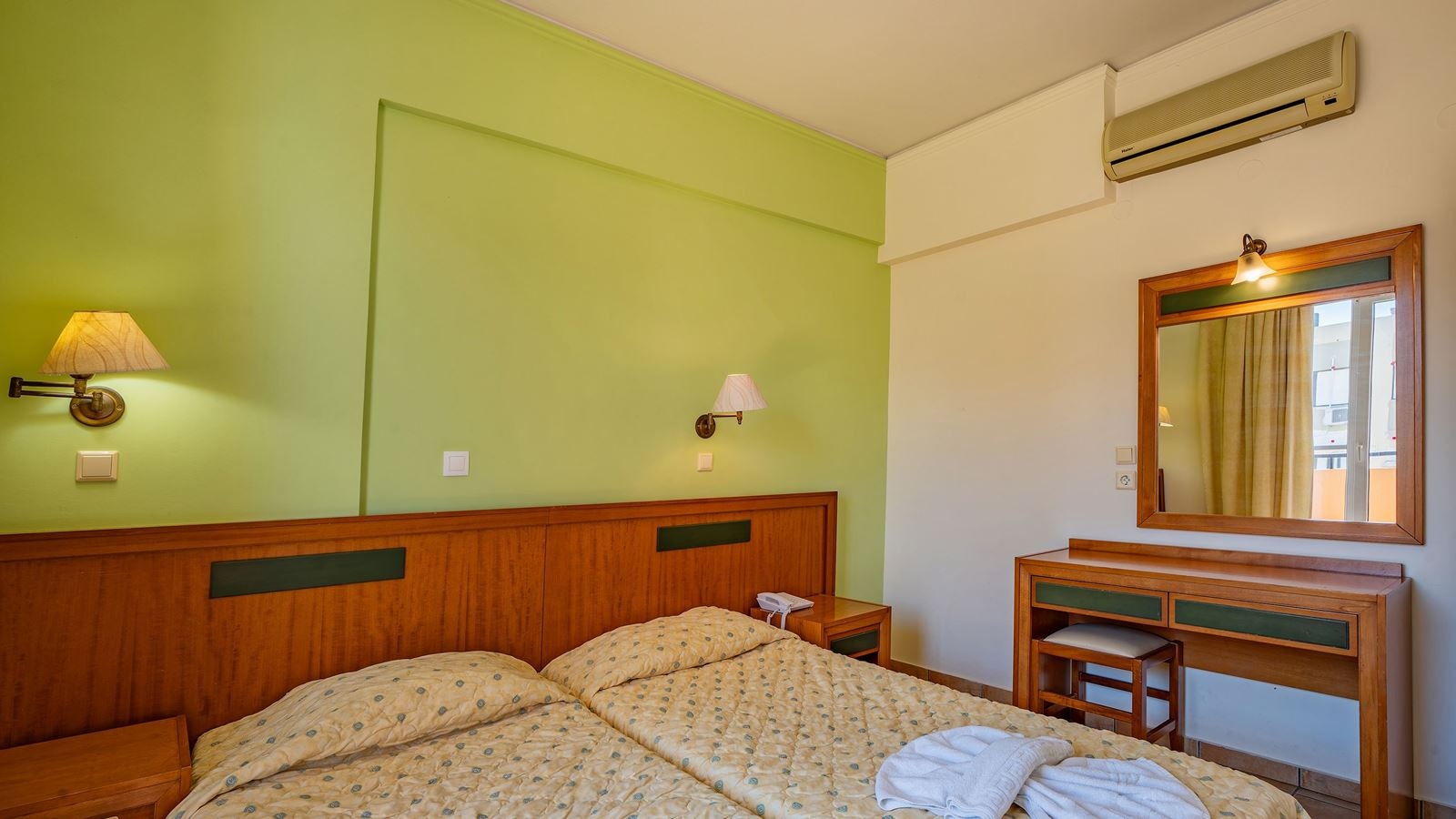 rooms-studio-double-pool-view-balcony-or-terrace