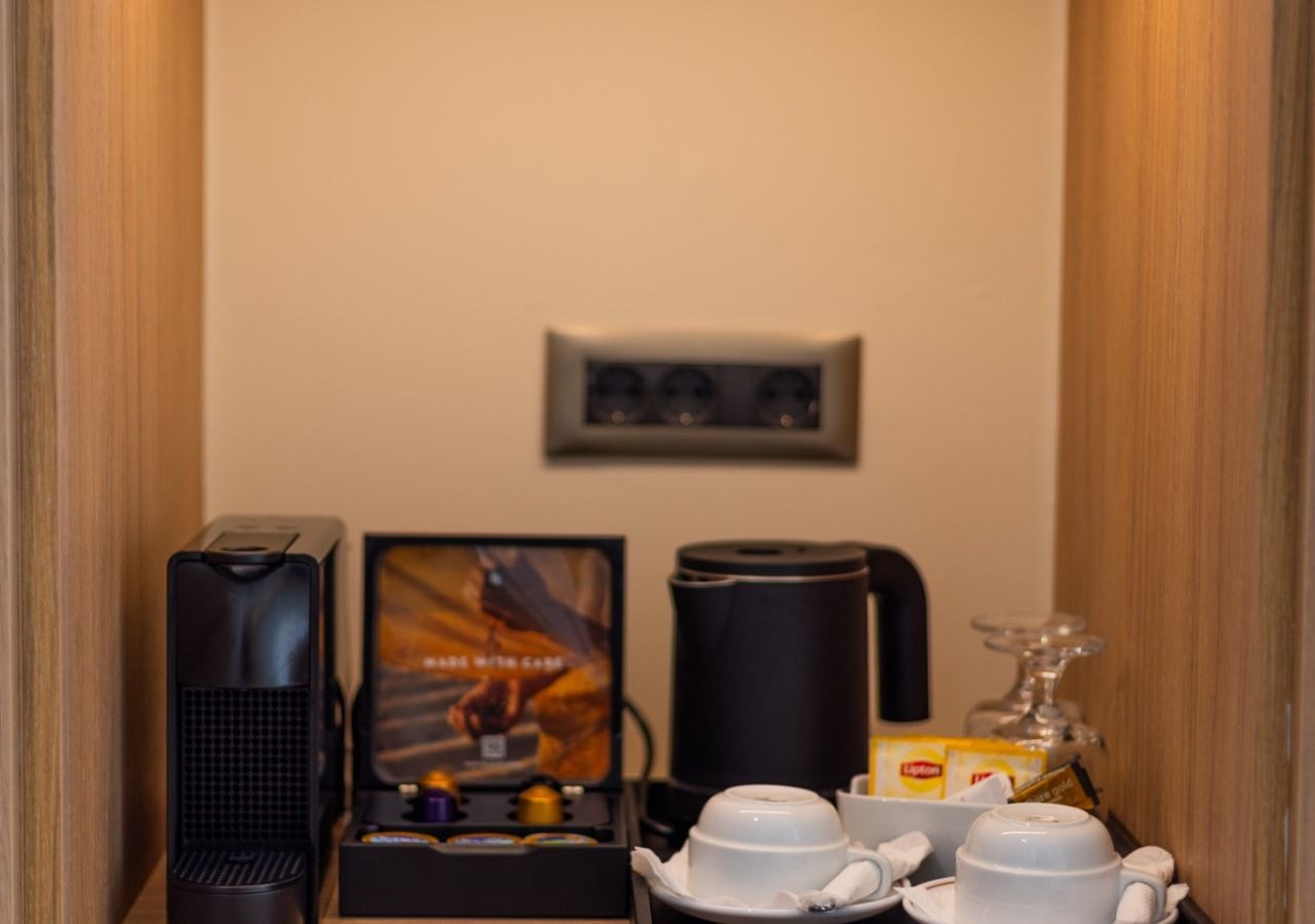 rooms-executive-mountain-view