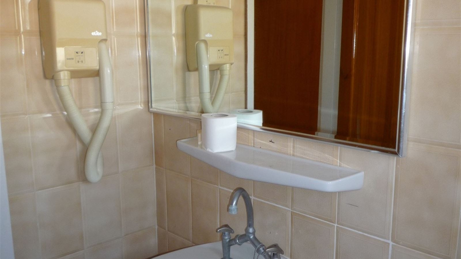 rooms-apartment-2-pax