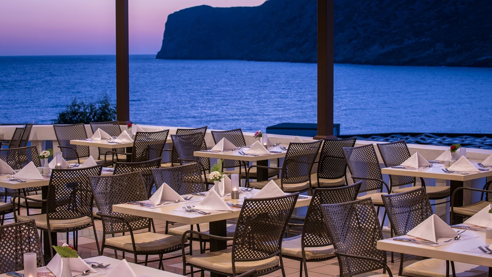 restaurants-main-restaurant-basilikos