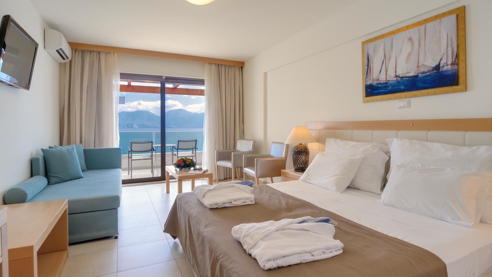 rooms-room-deluxe-double-sea-view