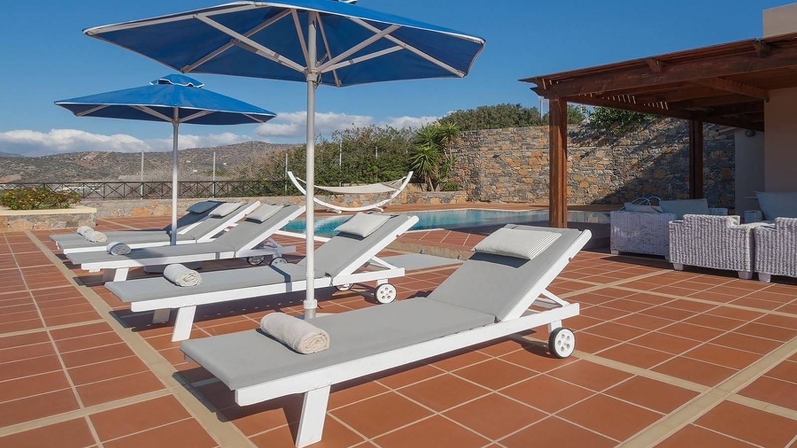 rooms-4-bedroom-villa-with-private-pool