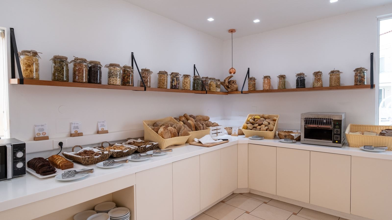 restaurants-main-restaurant