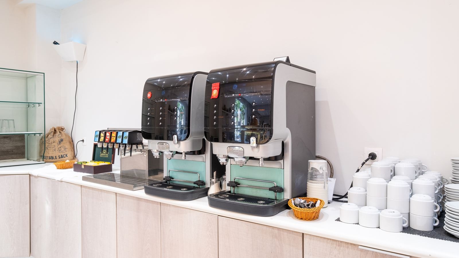 restaurants-main-restaurant