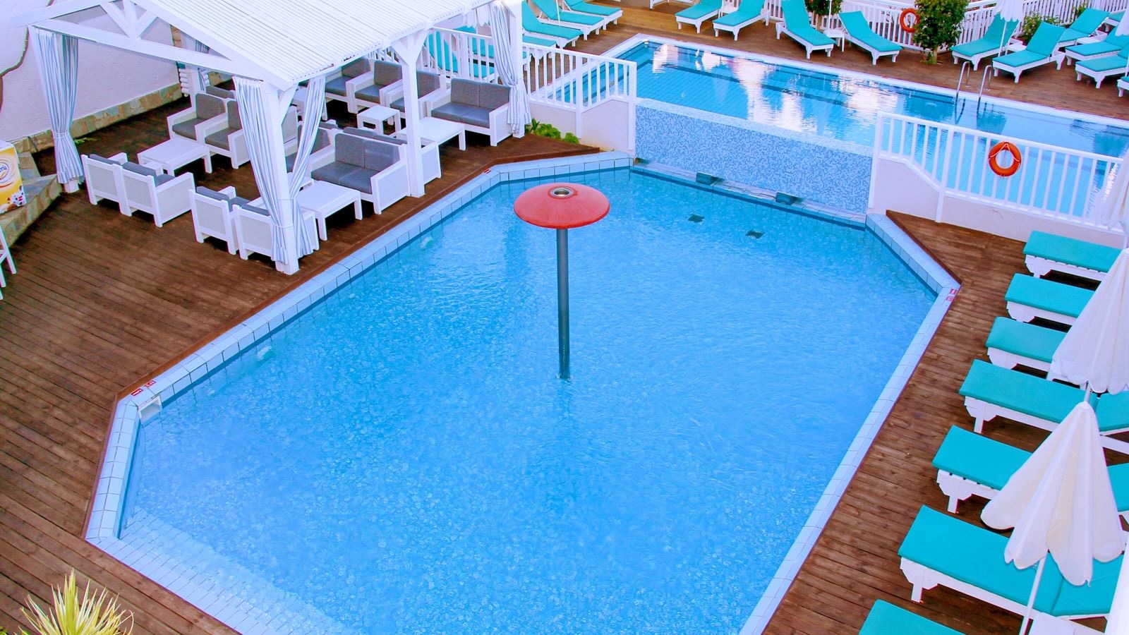 pools-outdoor-childrens-pool