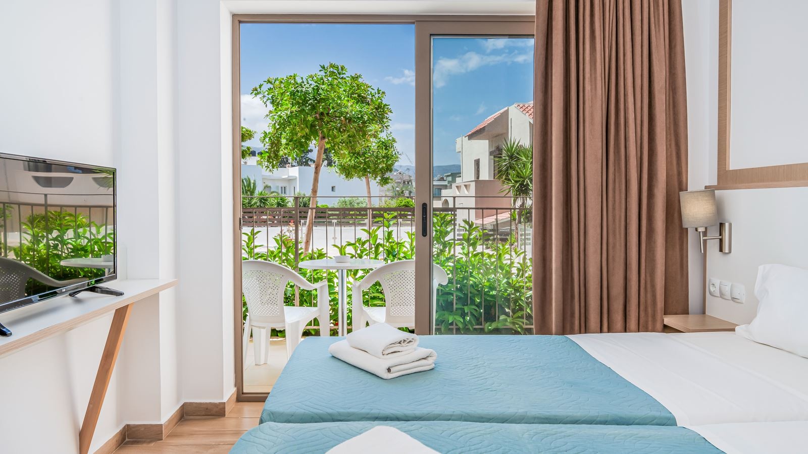 rooms-room-superior-twin-double-balcony-or-terrace