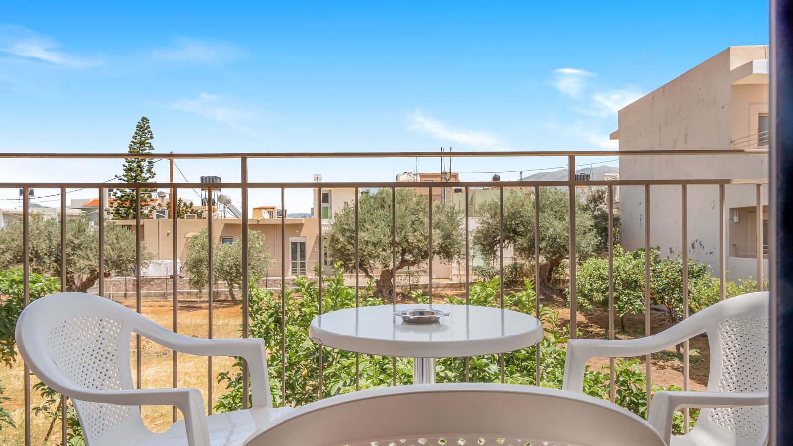 rooms-standard-triple-balcony-or-terrace