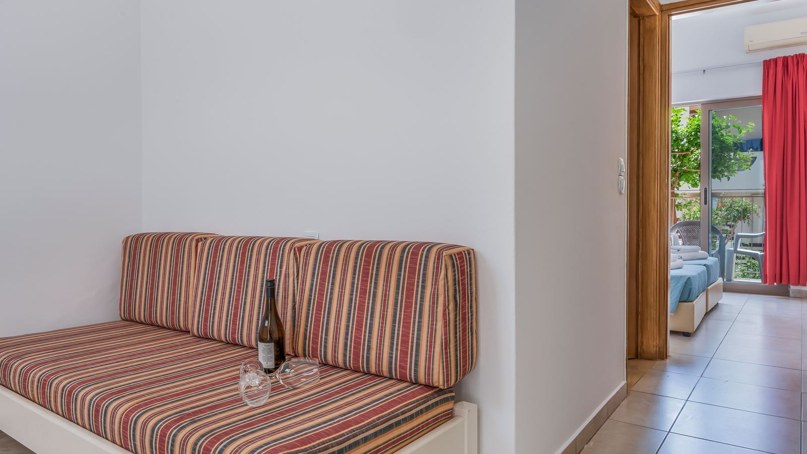 rooms-standard-1-bedroom-triple-apartment-balcony-or-terrace