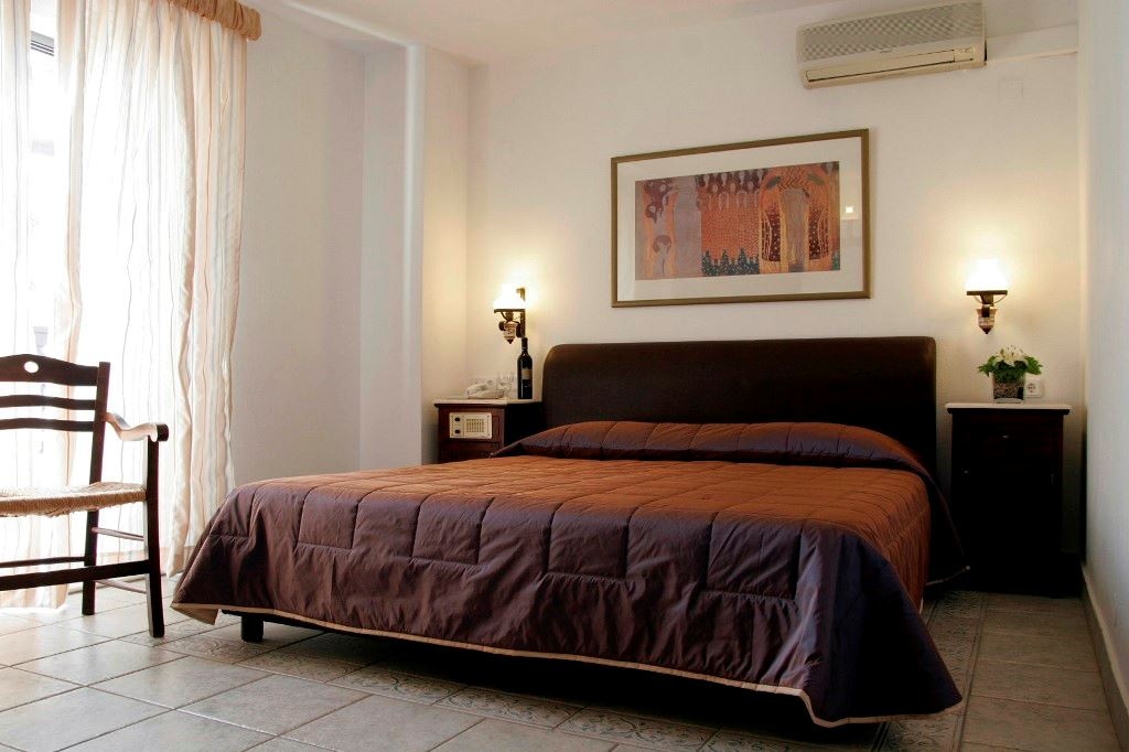 rooms-maisonette-privatepool