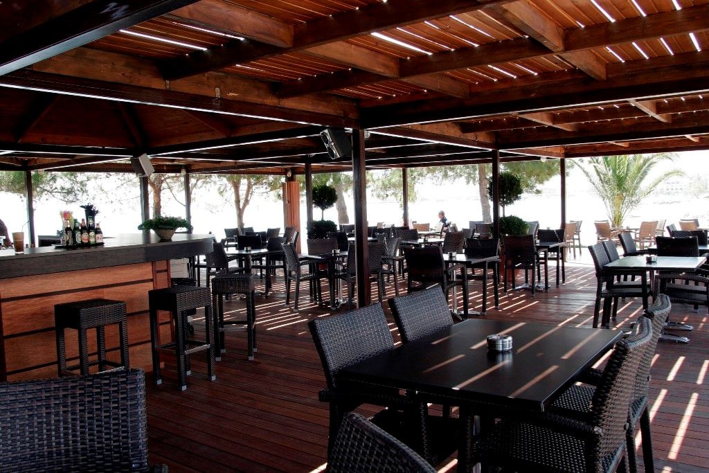 bars-thalassa-beach-bar