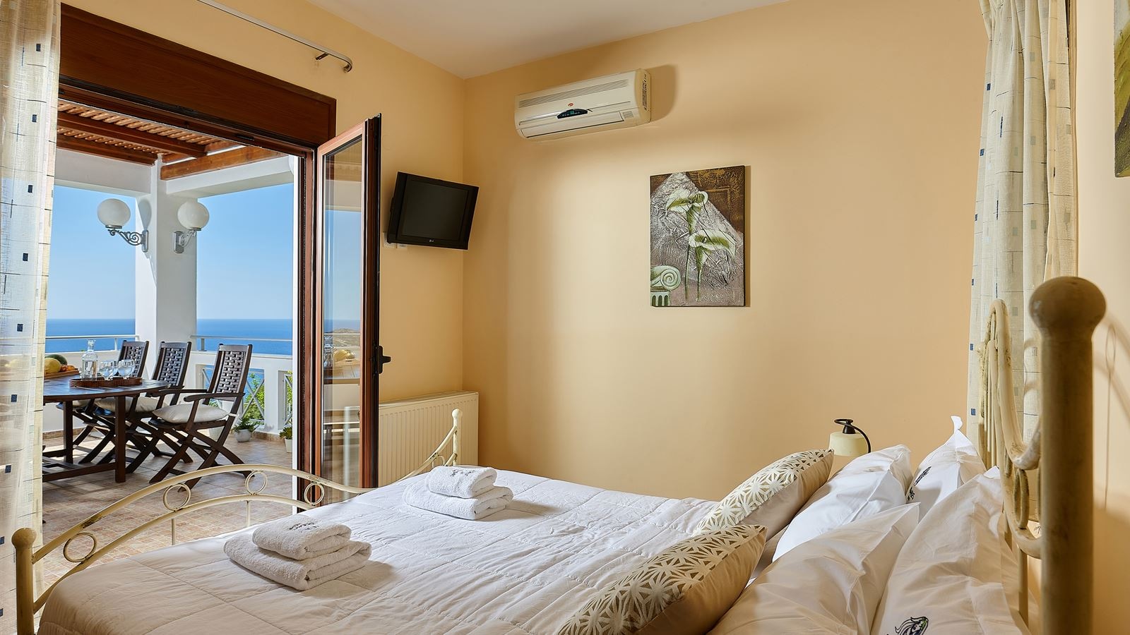 rooms-okeanides-luxury-villas